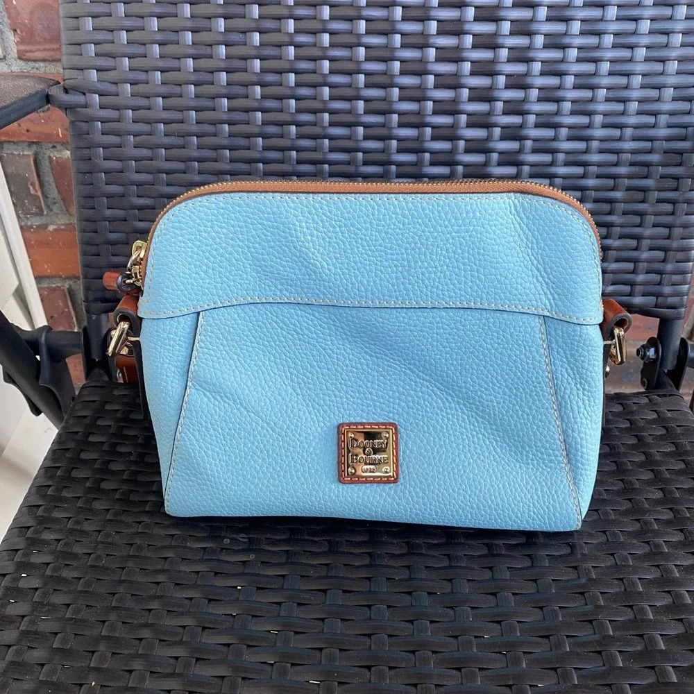 Dooney&Bourke Leather Crossbody Bag